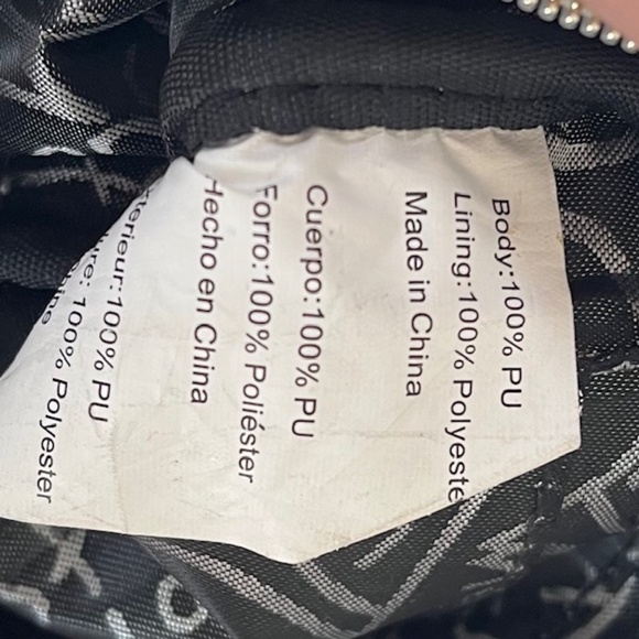 Betsey Johnson "I'M IN CHARGE" Charging Roses Purse Cross body Wristlet - Picture 5 of 6